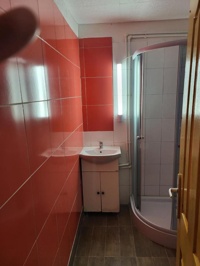 Banat 4 Hostel Bukurešť Exteriér fotografie